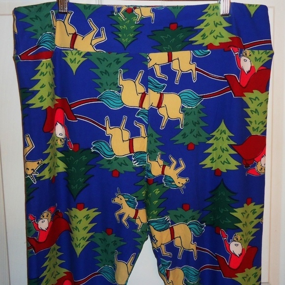 💥SALE💥 LULAROE T&C 2 REINDEER CHRISTMAS LEGGINGS - Picture 2 of 8